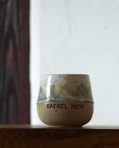 Sabbel nich Pöttkes Becher "Sabbel nich" Pöttkes Becher Steinzeug